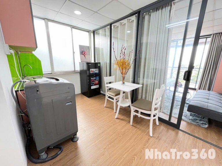 CĂN HỘ BAN CÔNG QUẬN 4 GẦN KÊNH TẺ, GẦN ĐƯỜNG NGUYỄN KHOÁI, ĐƯỜNG VĨNH HỘI,...