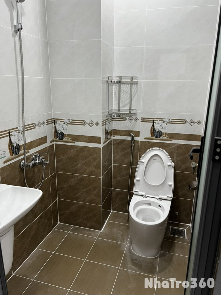 Cho thuê nhà  xây nguyên căn mới 100% full nội thấ