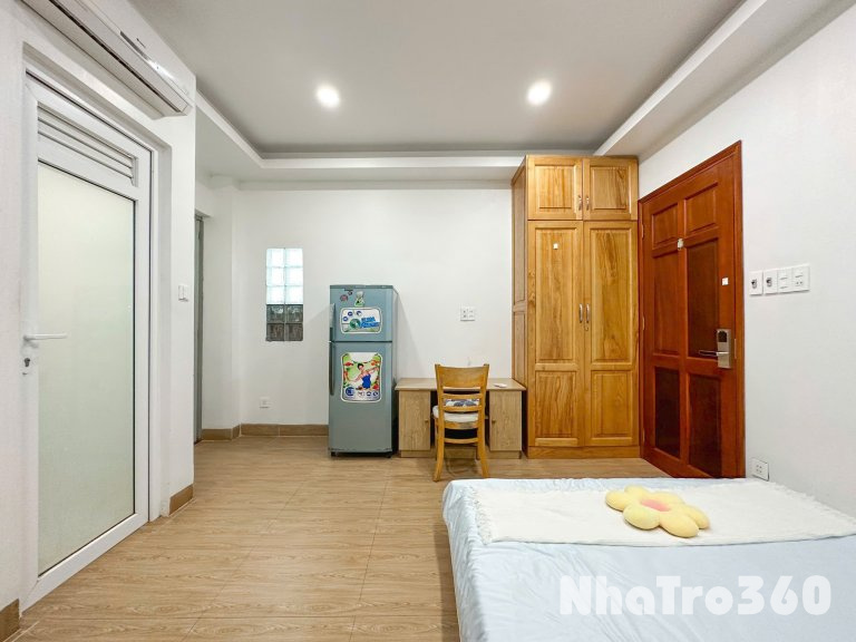 CĂN HỘ CỬA SỔ FULL NỘI THẤT QUẬN 10 GẦN CÔNG VIÊN LÊ THỊ RIÊNG