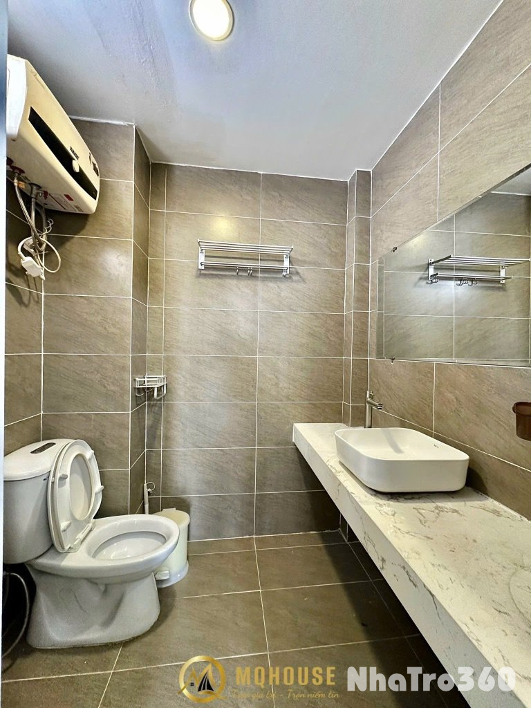 Trống phòng full nội thất ban công Trần Hưng ĐạoQ1