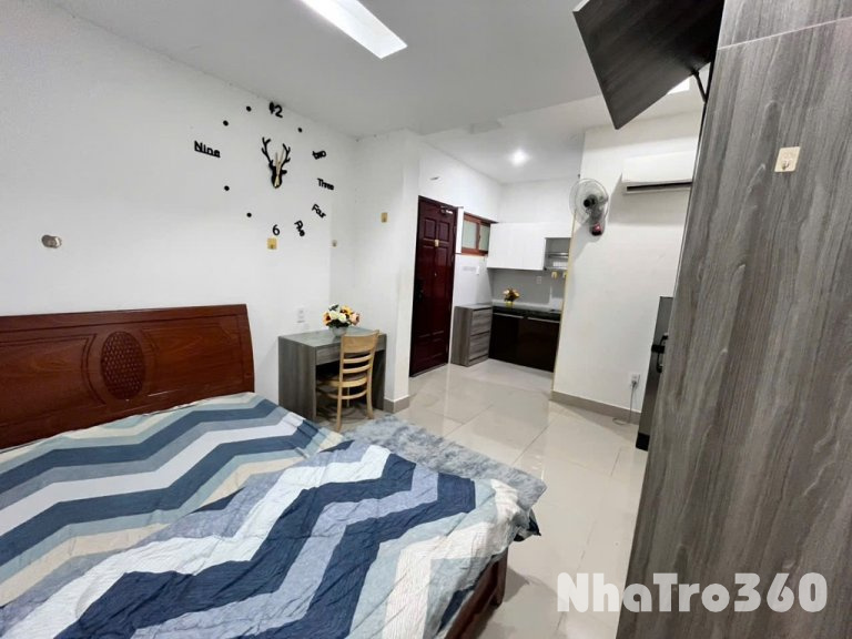 Căn hộ giá sinh viên gần ĐH Luật, đủ nội thất Q4