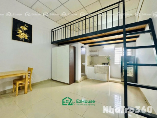 Full nội thất, gác cao, cửa sổ trời, thang máy