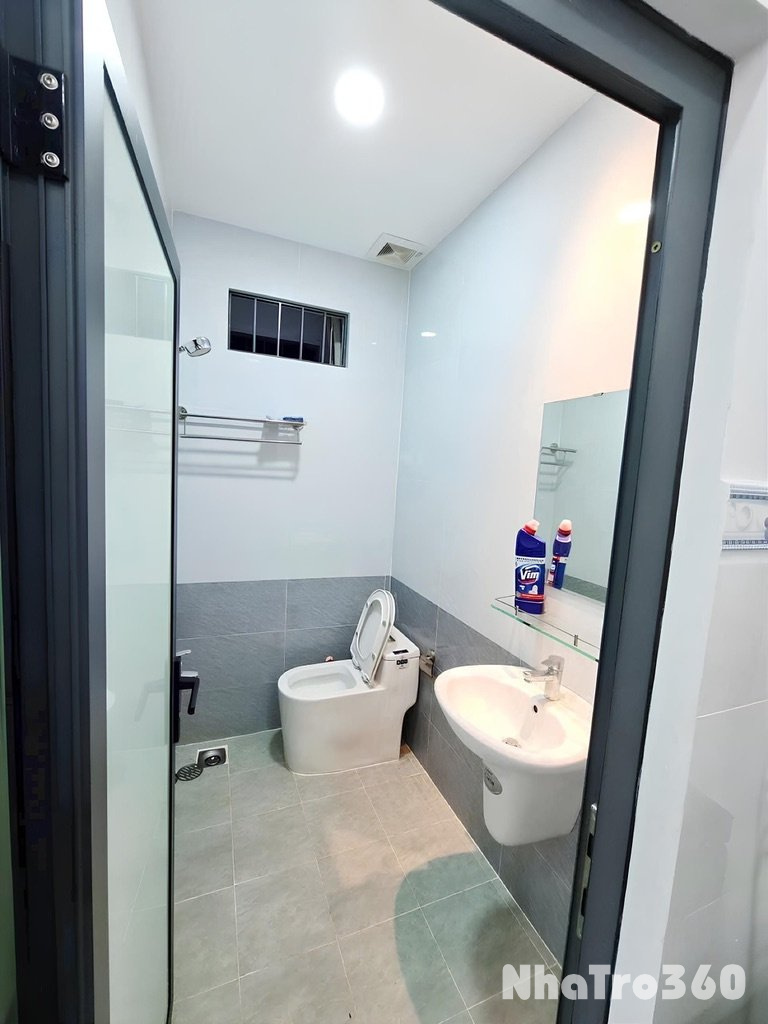 Studio cửa sổ trời siêu thoáng đãng