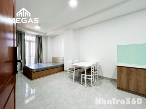 Full nội thất, free dịch vụ, mới, tự do, giá rẻ