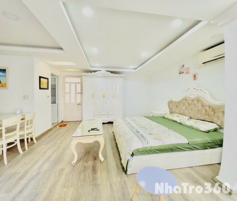 Cho thuê căn Penhuose Quận 1 gần Phố Tây Bùi Viện