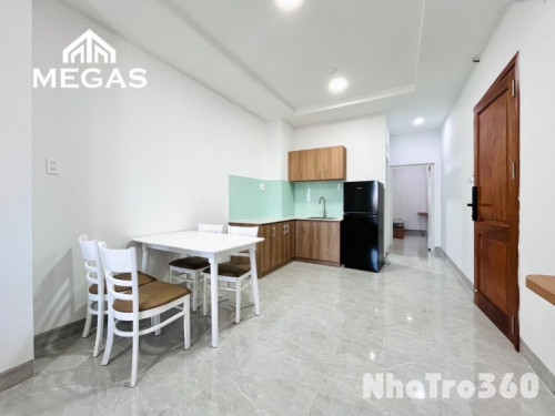 Full nội thất, free dịch vụ, mới, tự do, giá rẻ