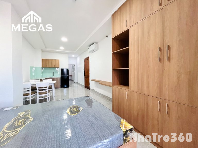 Full nội thất, free dịch vụ, mới, tự do, giá rẻ