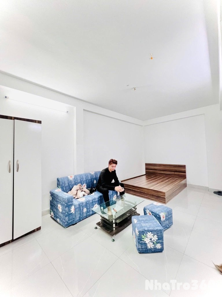 E còn trống phòng 136 Tân Triều