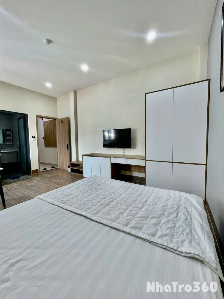 CĂN HỘ CÓ CỬA SỔ QUẬN 10 GẦN BIGC, HUFLIT, VẠN HẠNH MALL,...