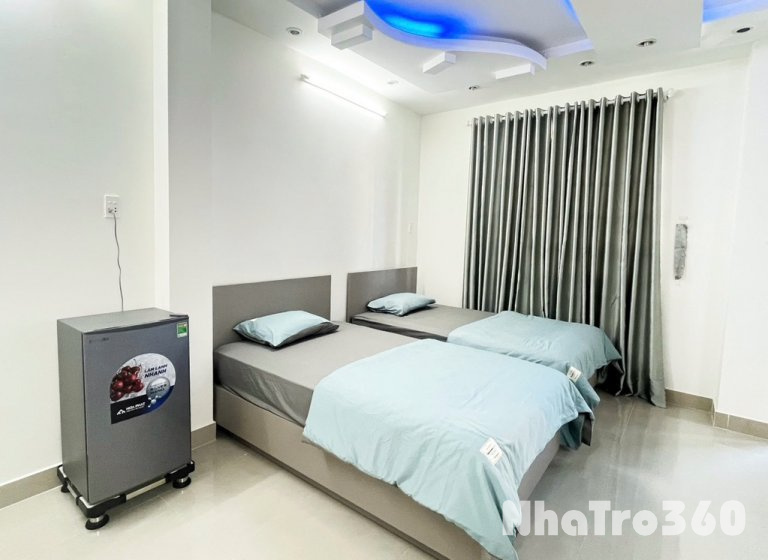 Phòng mới ban công full nt 100% Lý Thường Kiệt q10