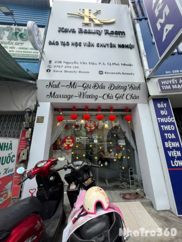 Sang nhượng tiệm nail tâm huyết mặt tiền đường Nguyễn Văn Đậu Phú Nhuận