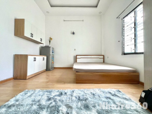 Studio cửa sổ trời full nội thất Etown Tân Binh