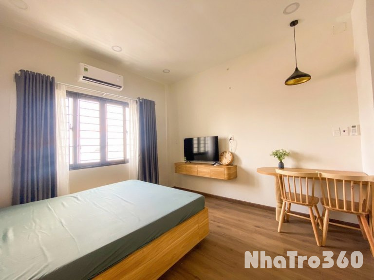 Cho thuê căn studio cửa sổ trời gần sân bay TSN