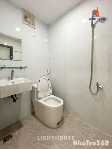 STUDIO BAN CÔNG FULL NT GẦN ĐH BÁCH KHOA TÂN BÌNH