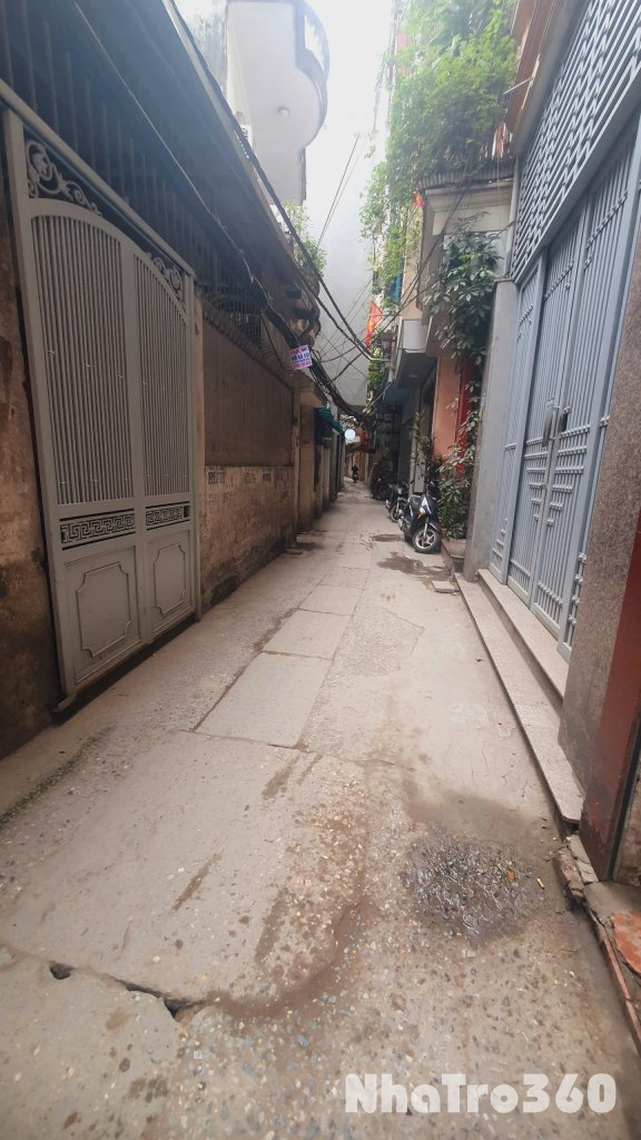 CHO THUÊ NHÀ NGÕ 285 ĐỘI CẤN 30M 3 TẦNG 1 TUM NGÕ THÔNG KD TỐT GIÁ 9 TRIỆU 0878168006