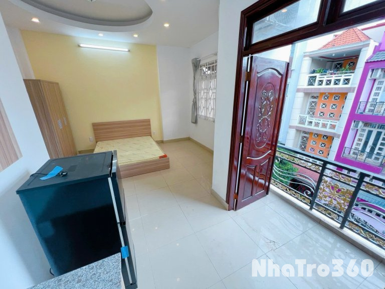 Cho thuê căn hộ Studio Ban công thoáng mát Q10 gần ĐH Kinh tế UEH, ĐH Bách Khoa, ĐH Hoa Sen