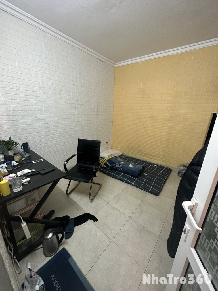 Phòng trọ 18m2 sát bệnh viện bạch mai