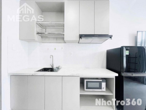 Căn hộ full nội thất ban công Võ Văn Kiệt Quận 5