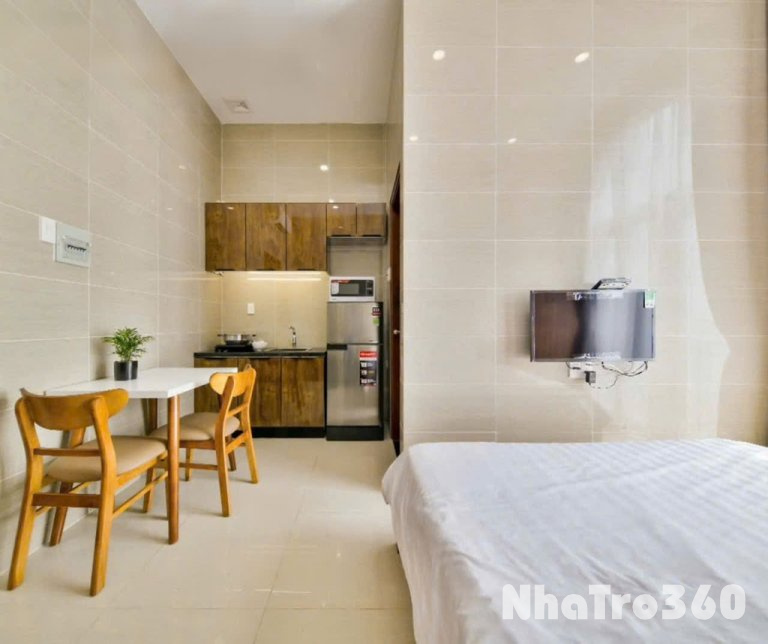 STUDIO BAN CÔNG FULL NT NGAY CHỢ PHẠM VĂN BẠCH