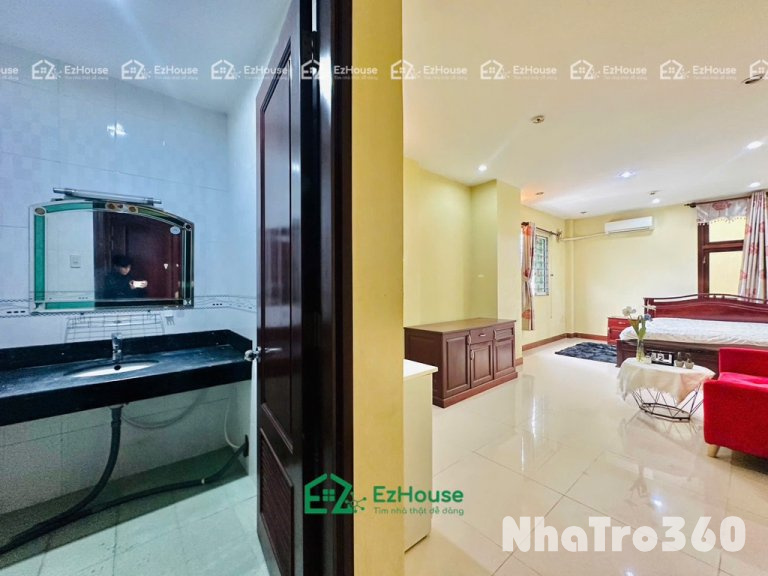 Nội thất như hình, rộng, thang máy, tự do, giá rẻ