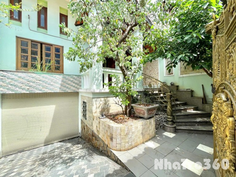 Phòng cam kết như hình ngay quận 8, bancol siêu rộng, gần cầu Nguyễn Tri Phương