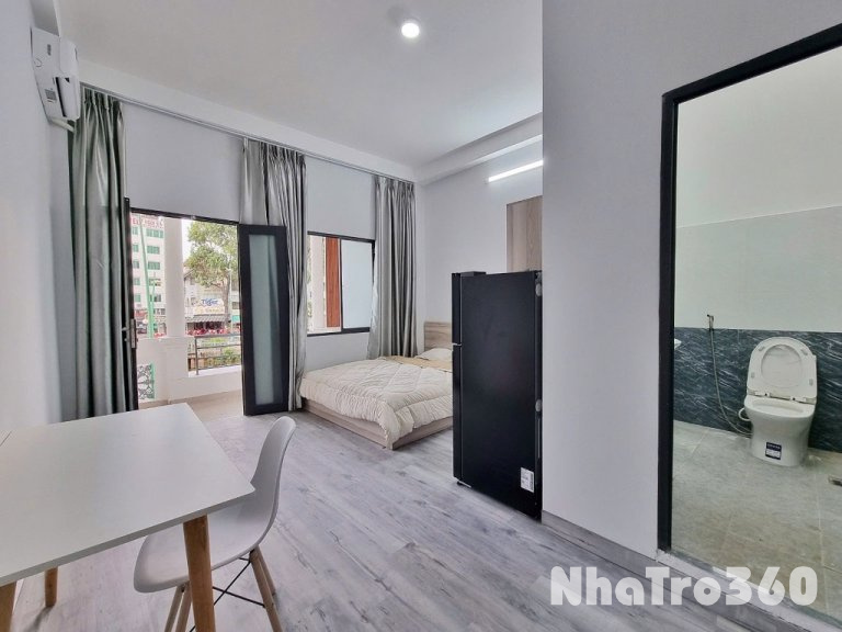 Cho thuê căn hộ ban công đầy đủ nội thất Hoàng Sa