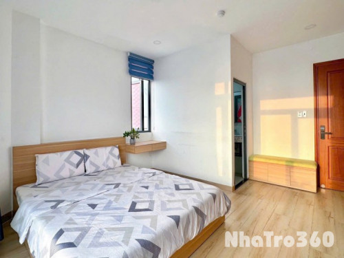 Trống sẵn căn hộ ban công to full nội thất ngay Sân Bay Tân Sơn Nhất ở liền