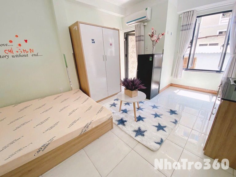 Cho thuê căn hộ Q4 || đường Xóm Chiếu || gần ĐH Nguyễn Tất Thành, Nhà thờ Xóm Chiếu, cầu Kênh Tẻ