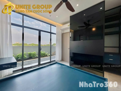 Căn hộ full nội thất cửa sổ thoáng ban công view đẹp ngay tại quận 4