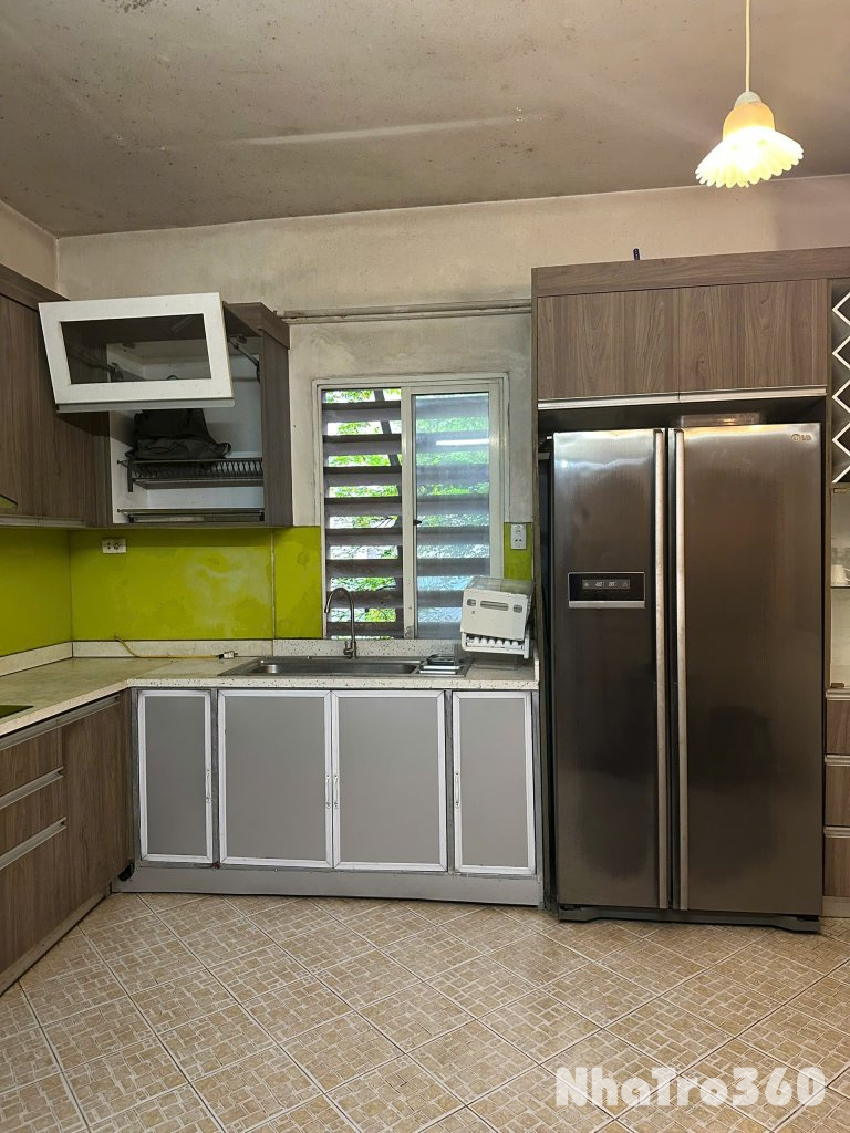 Cho thuê nhà Phố Yên Lạc, 5 tầng x 50m2, 5 ngủ, 18 Triệu VP, KD online, ở gia đình