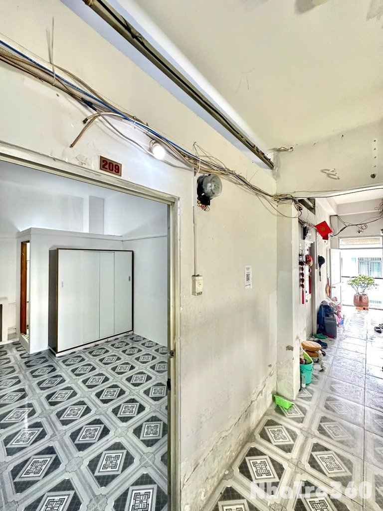 Nội thất cơ bản, rộng, giá rẻ, tự do