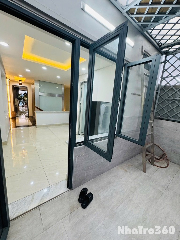 Cho thuê căn hộ đủ nội thất ở Nguyễn Phúc Chu, Tb