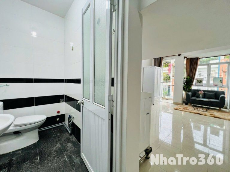 Full nội thất, gác, ban công, tự do