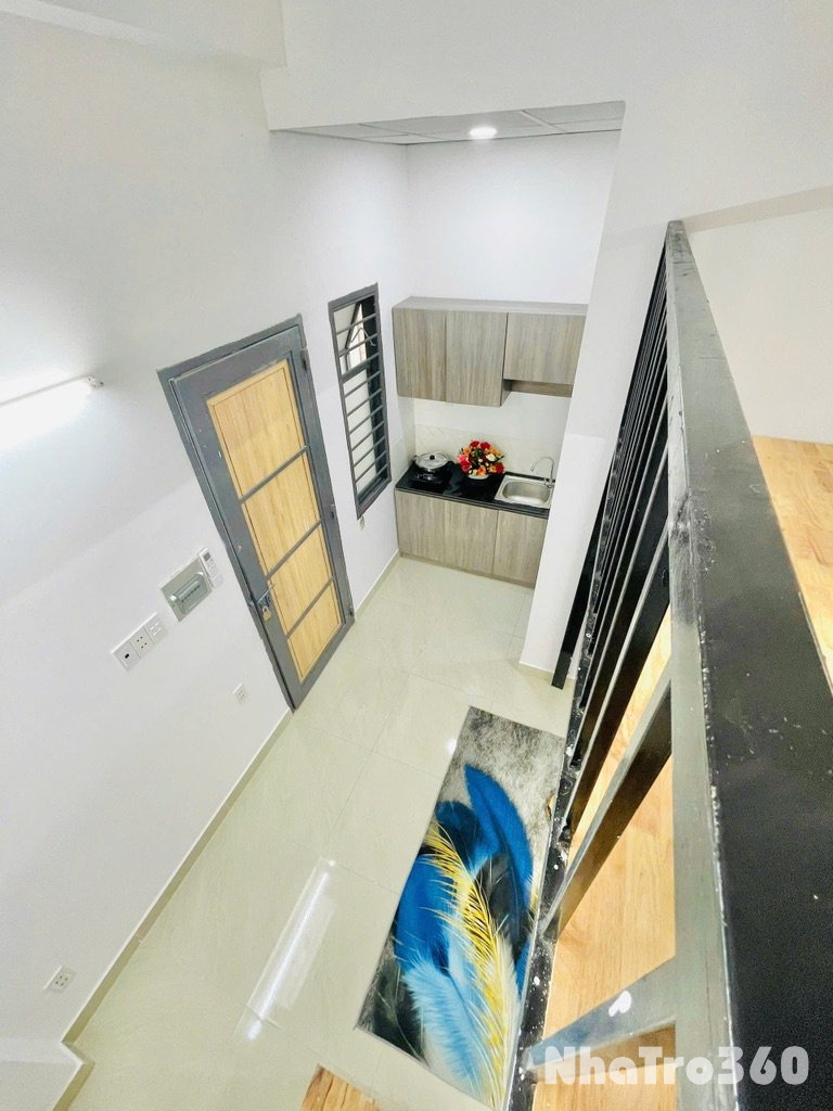 Nội thất cơ bản, gác, cửa sổ, free xe, tự do