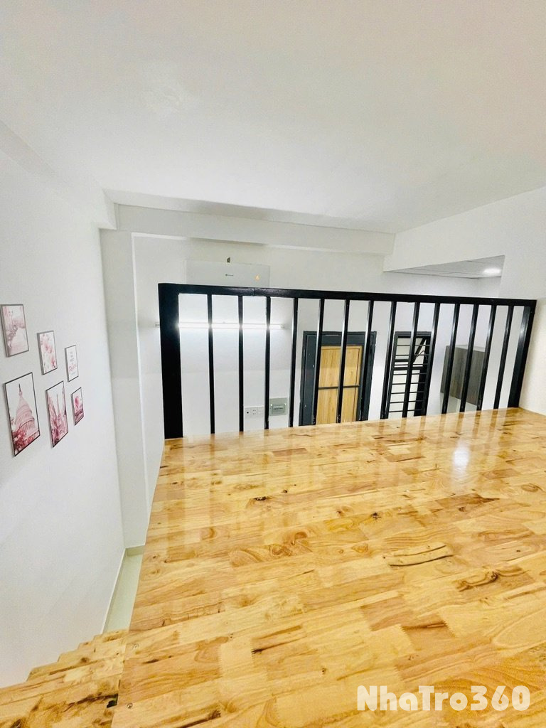 Nội thất cơ bản, gác, cửa sổ, free xe, tự do