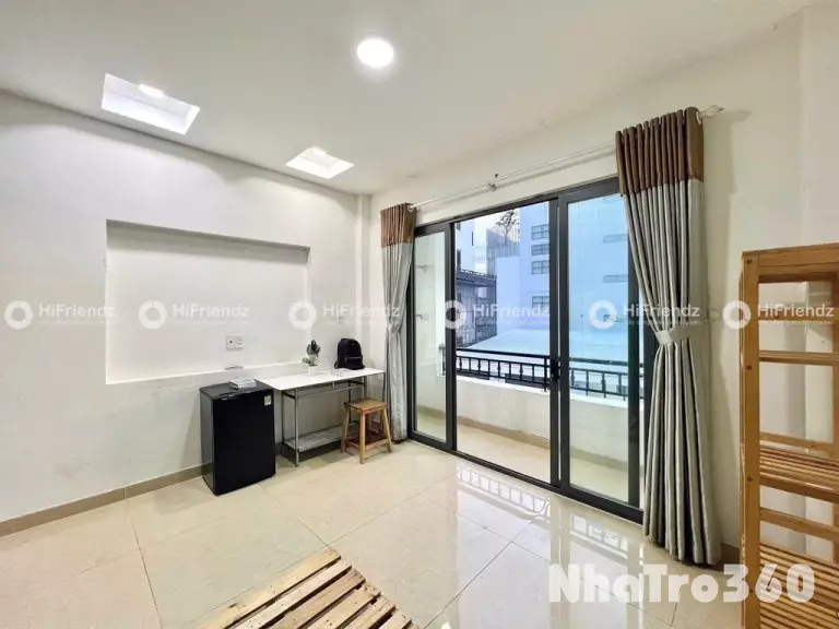 Full nội thất, bancol, tự do, giá rẻ