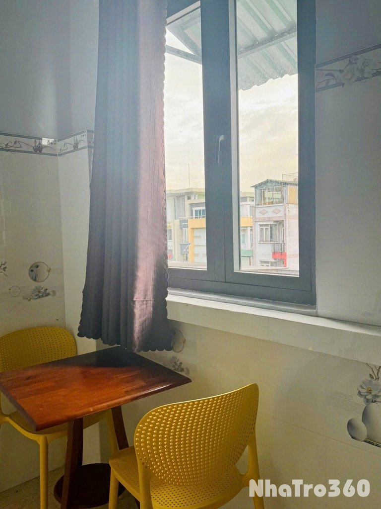 Căn duplex full nội thất cửa sổ trời siêu thoáng