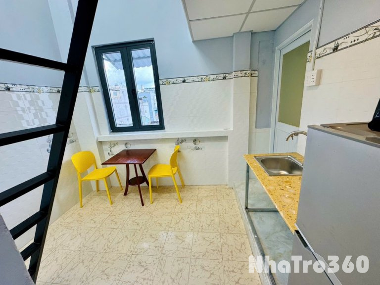 Căn duplex full nội thất cửa sổ trời siêu thoáng