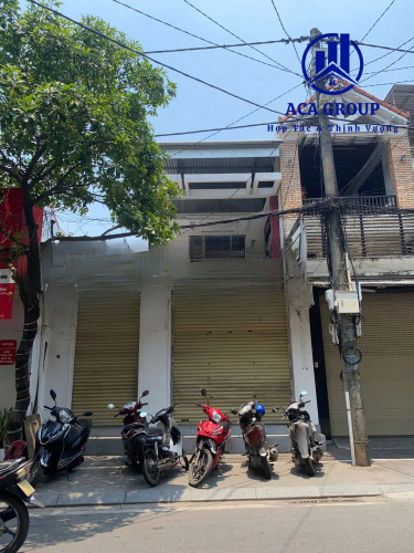 📌 CHO THUÊ NHÀ 2 TẦNG MẶT TIỀN ĐINH TIÊN HOÀNG GẦN TRƯỜNG NGUYỄN HUỆ