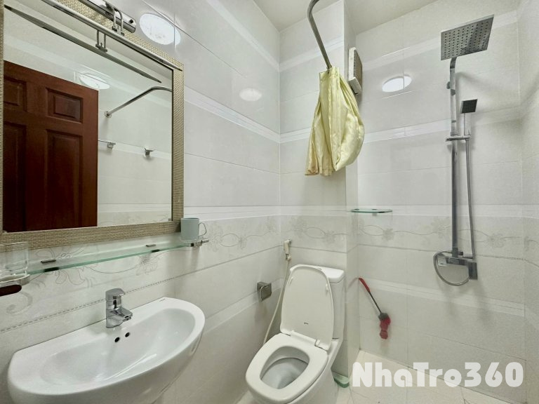 CĂN HỘ BAN CÔNG QUẬN 1 GẦN NGÃ 6 CỘNG HOÀ, BÙI VIỆN, GẦN ĐƯỜNG PHẠM VIẾT CHÁNH, ĐƯỜNG CỐNG QUỲNH,...