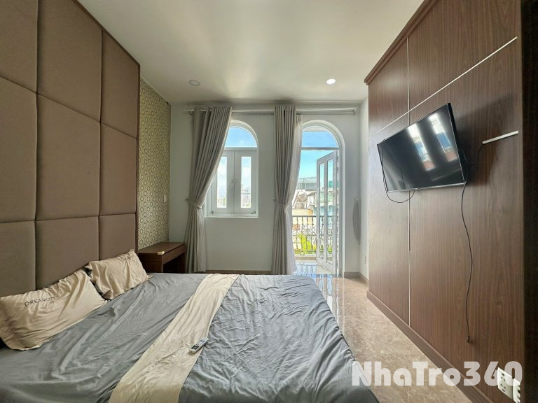 CĂN HỘ BAN CÔNG QUẬN 1 GẦN NGÃ 6 CỘNG HOÀ, BÙI VIỆN, GẦN ĐƯỜNG PHẠM VIẾT CHÁNH, ĐƯỜNG CỐNG QUỲNH,...