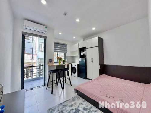Cho thuê căn hộ Studio Ban công, Máy giặt riêng MỚI 100% Q10 gần công viên Lê Thị Riêng, Viettel Tower