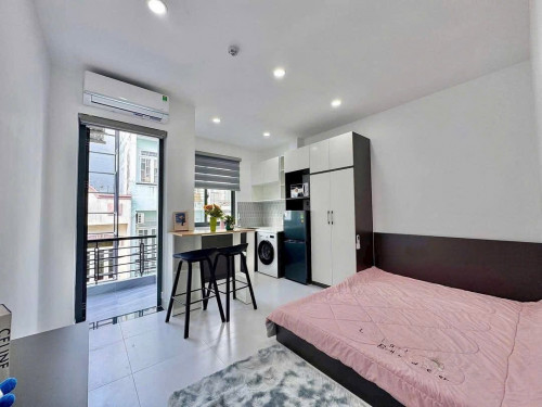 Cho thuê căn hộ Studio Ban công, Máy giặt riêng MỚI 100% Q10 gần công viên Lê Thị Riêng, Viettel Tower