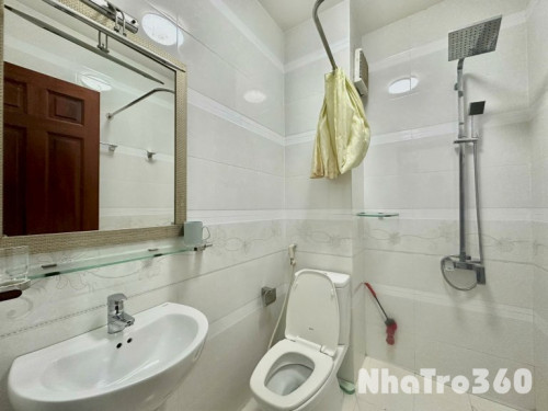 CĂN HỘ BAN CÔNG QUẬN 1 GẦN NGÃ 6 CỘNG HOÀ, BÙI VIỆN, GẦN ĐƯỜNG PHẠM VIẾT CHÁNH, ĐƯỜNG CỐNG QUỲNH,...
