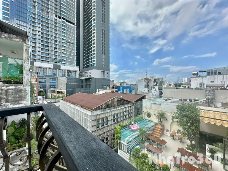 CĂN HỘ BAN CÔNG QUẬN 1 GẦN NGÃ 6 CỘNG HOÀ, BÙI VIỆN, GẦN ĐƯỜNG PHẠM VIẾT CHÁNH, ĐƯỜNG CỐNG QUỲNH,...