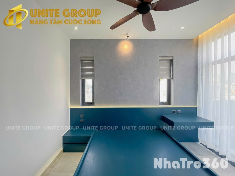 Khai trương căn hộ đẹp như Penhouse ngay trung tâm quận 4, bancol lớn, gần công viên Khánh Hội