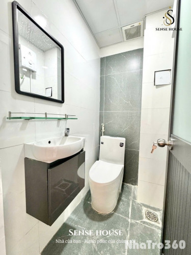 Studio full nội thất mới 100% gần Emart Phan Huy Ích