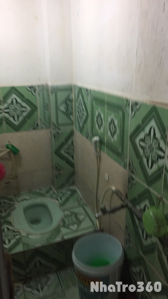 Phòng trọ trệt lối đi riêng , có gác chổ đễ xe ,