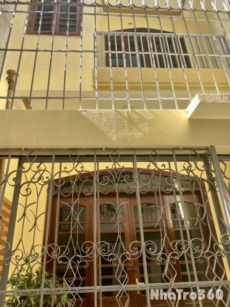 Cho thuê gấp lâu dài giá rẻ nguyên căn Giáp Nhị 52m, 5 tầng, mặt tiền 5.3m, 13.5 tr/th, Hoàng Mai.