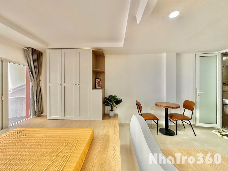 Căn hộ mới xây full nội thất dọn vô liền được ngay sân bay TSN